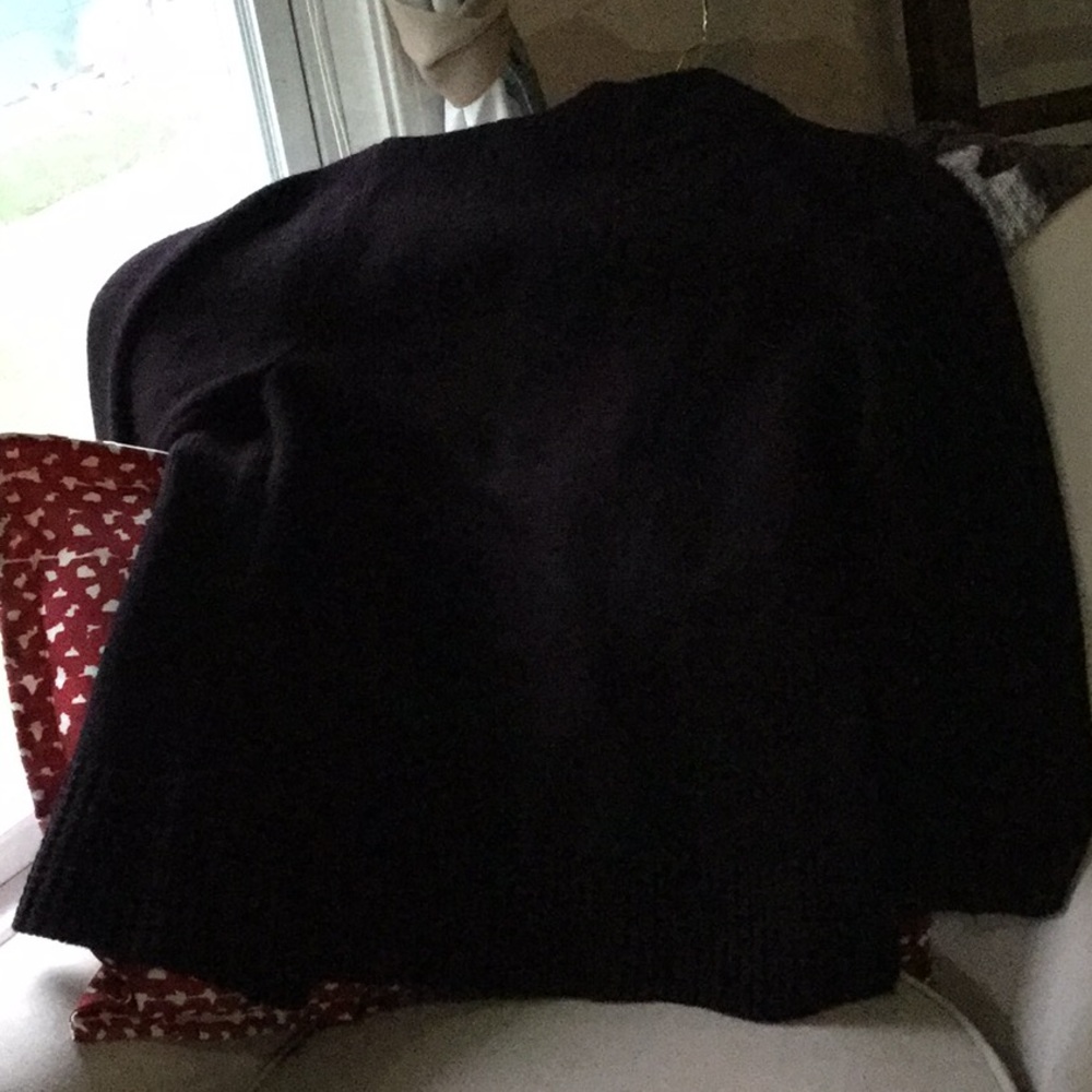 Sweater - Picture 8 of 11